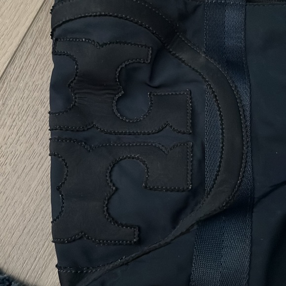 Tory Burch Carryall Tote - Picture 2 of 5